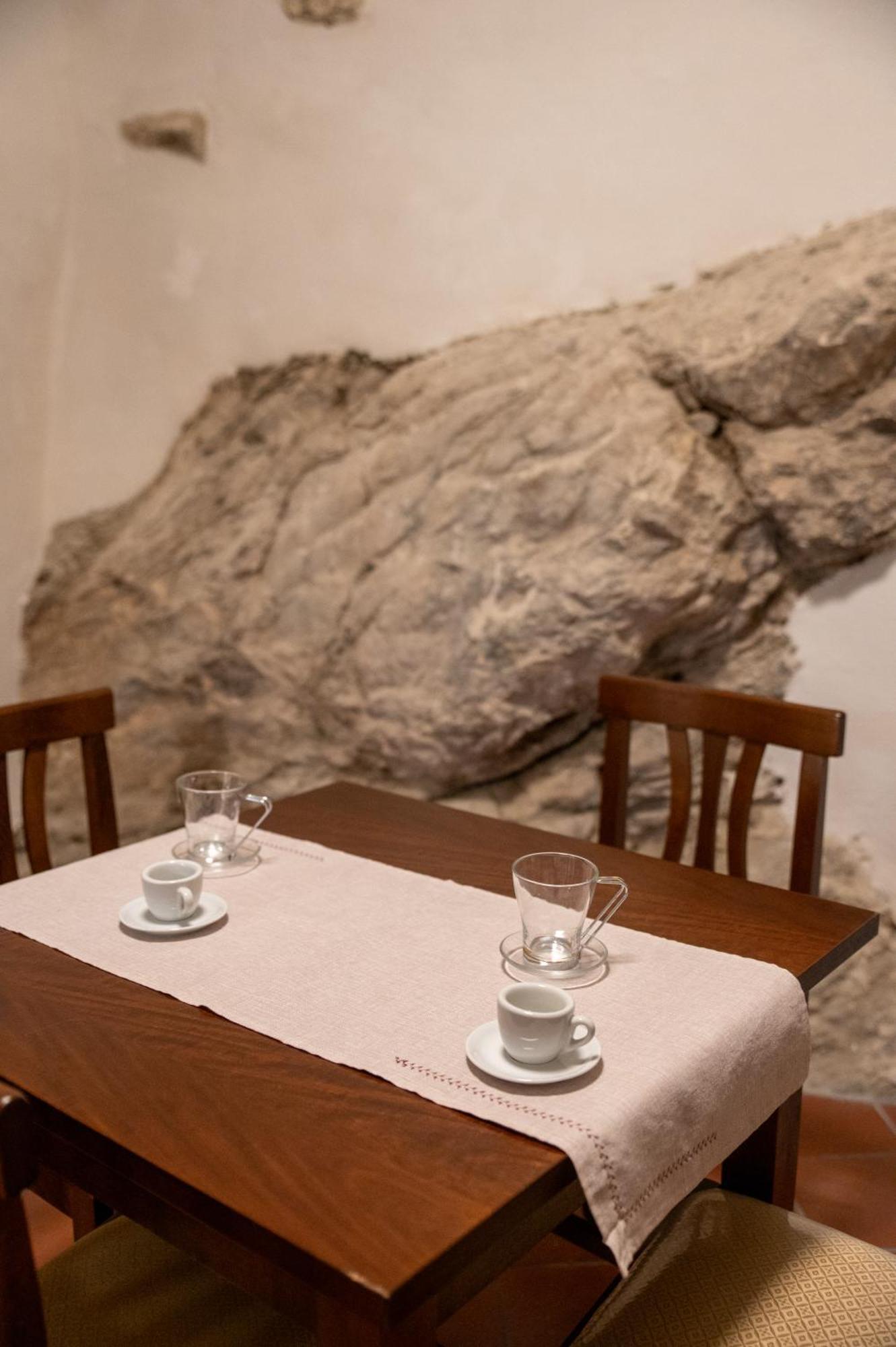 Dimora Del Borgo Affittacamere サンジネート エクステリア 写真