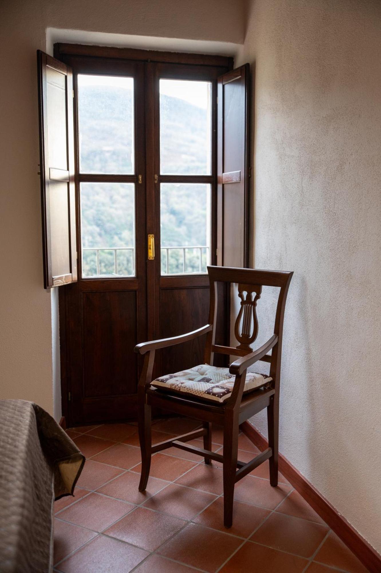 Dimora Del Borgo Affittacamere サンジネート エクステリア 写真